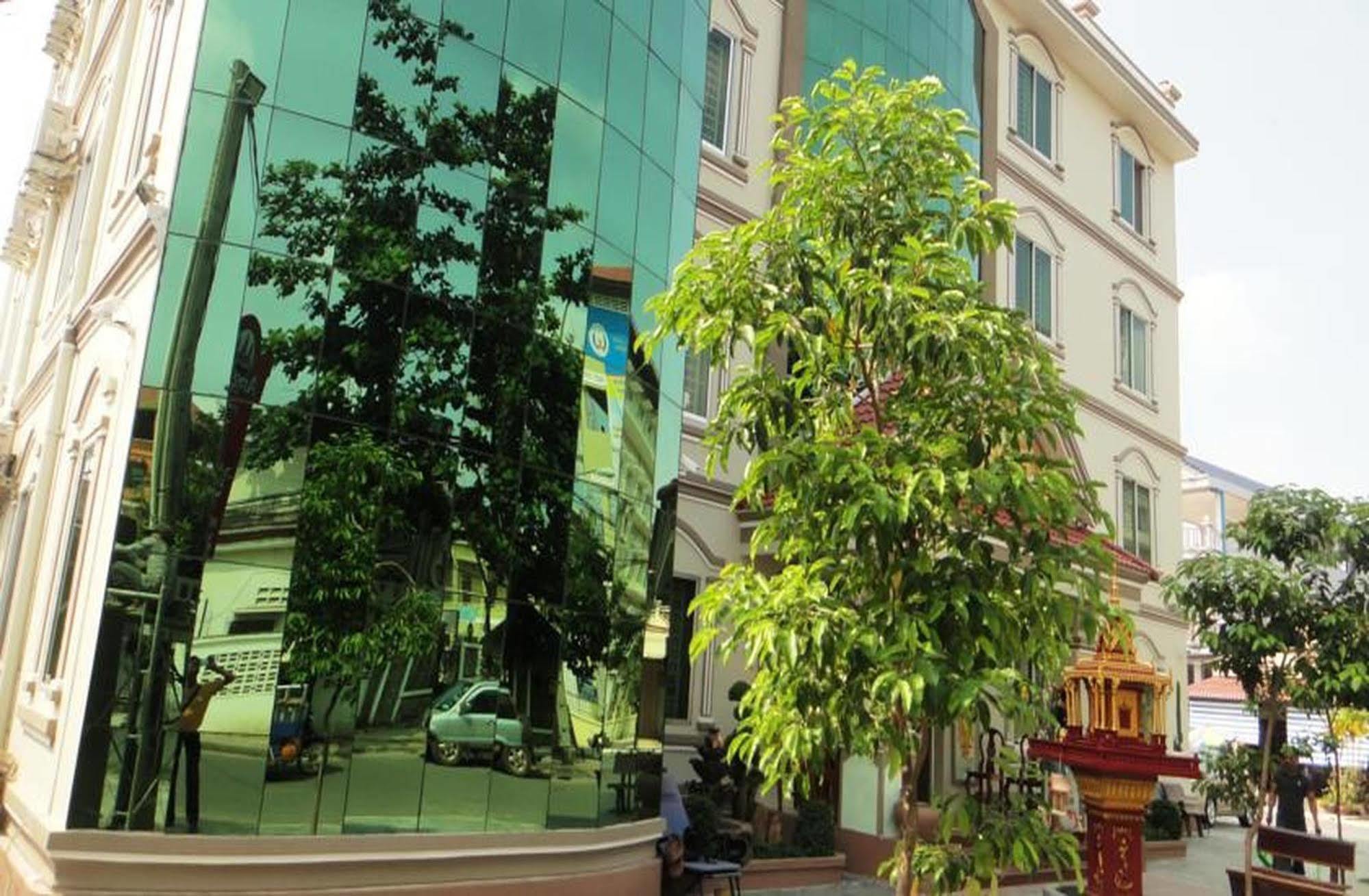 Borey Vatanac Guesthouse Kampot Exterior photo